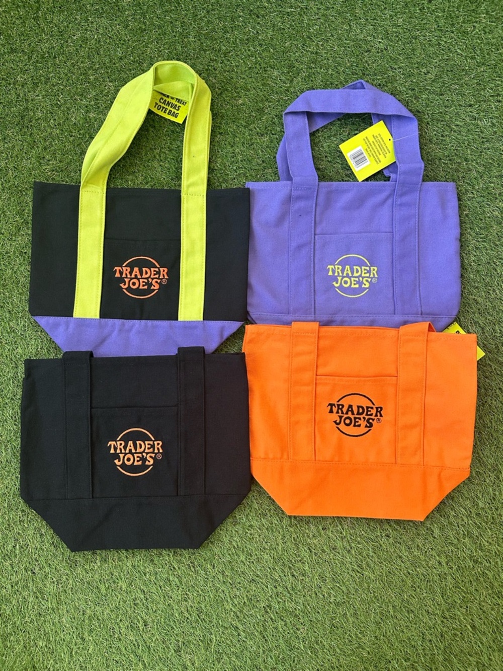 Trader Joe's Mini Canvas Tote Bag - Trick Or Treat Halloween Set Of 4